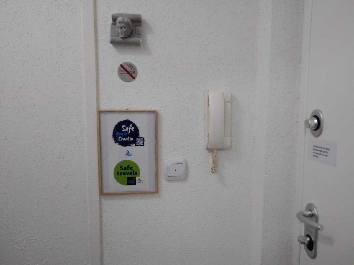 Apartment Suzana 2Br Split With Balcony מראה חיצוני תמונה