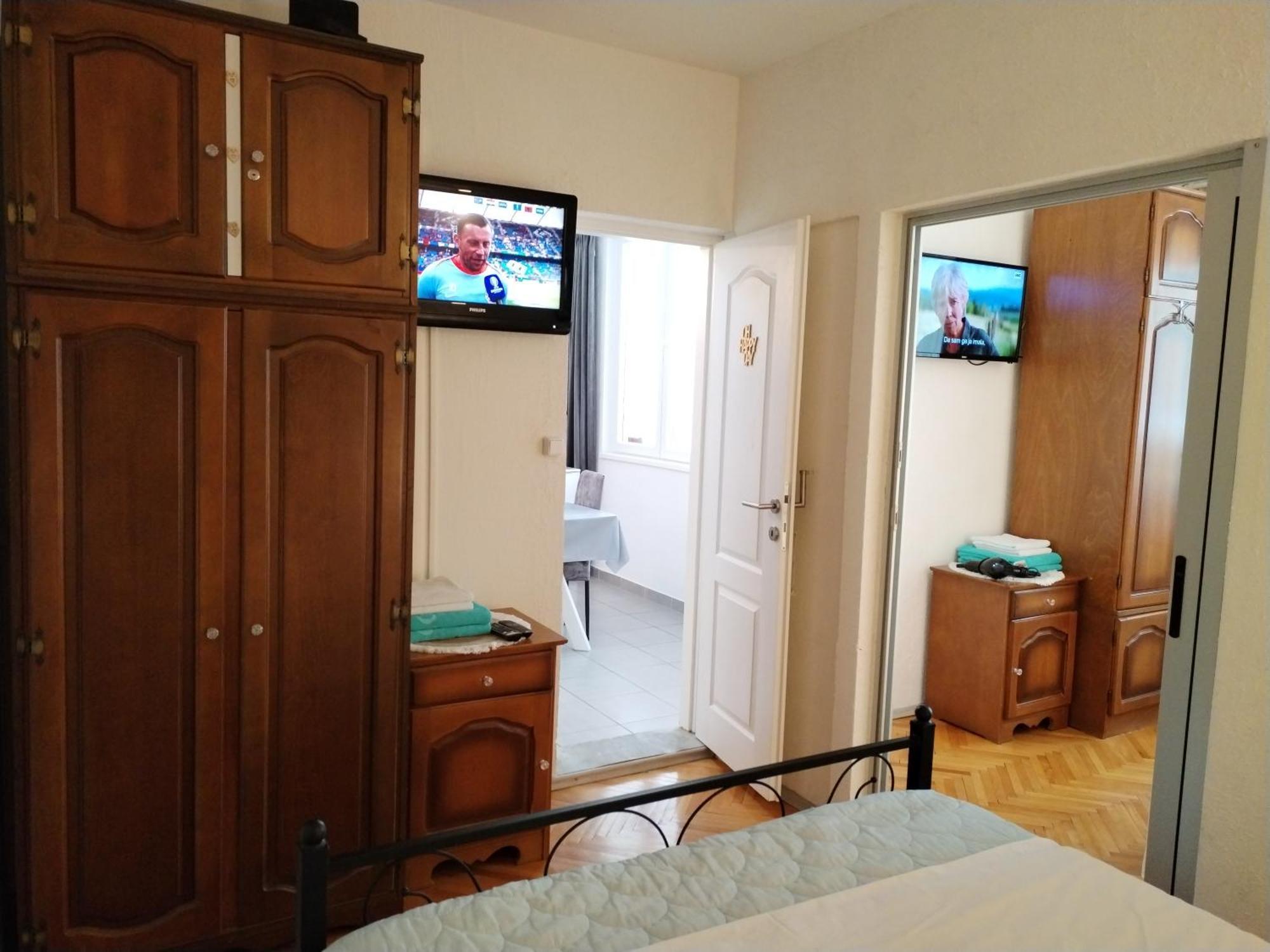 Apartment Suzana 2Br Split With Balcony מראה חיצוני תמונה