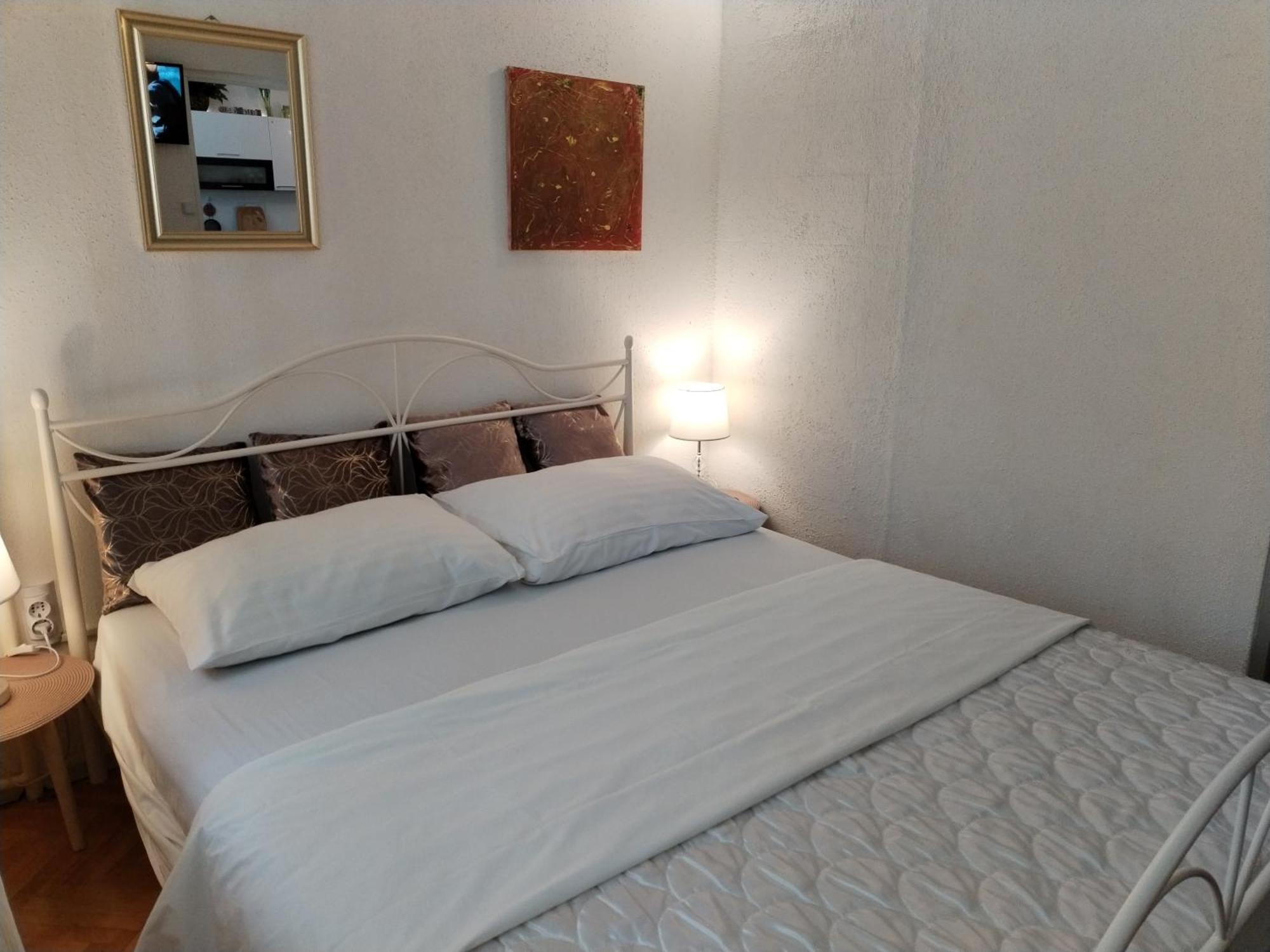 Apartment Suzana 2Br Split With Balcony מראה חיצוני תמונה