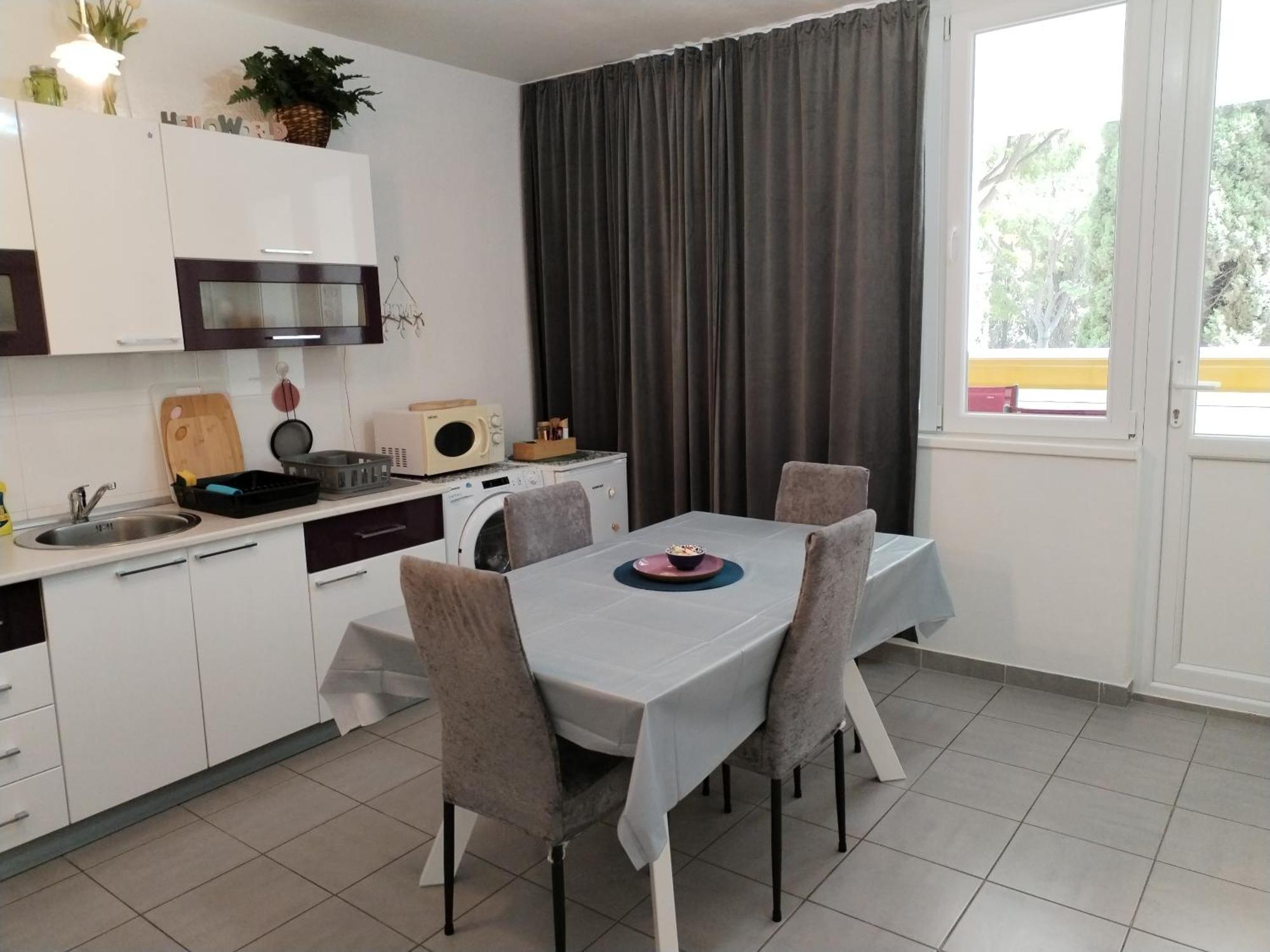 Apartment Suzana 2Br Split With Balcony מראה חיצוני תמונה