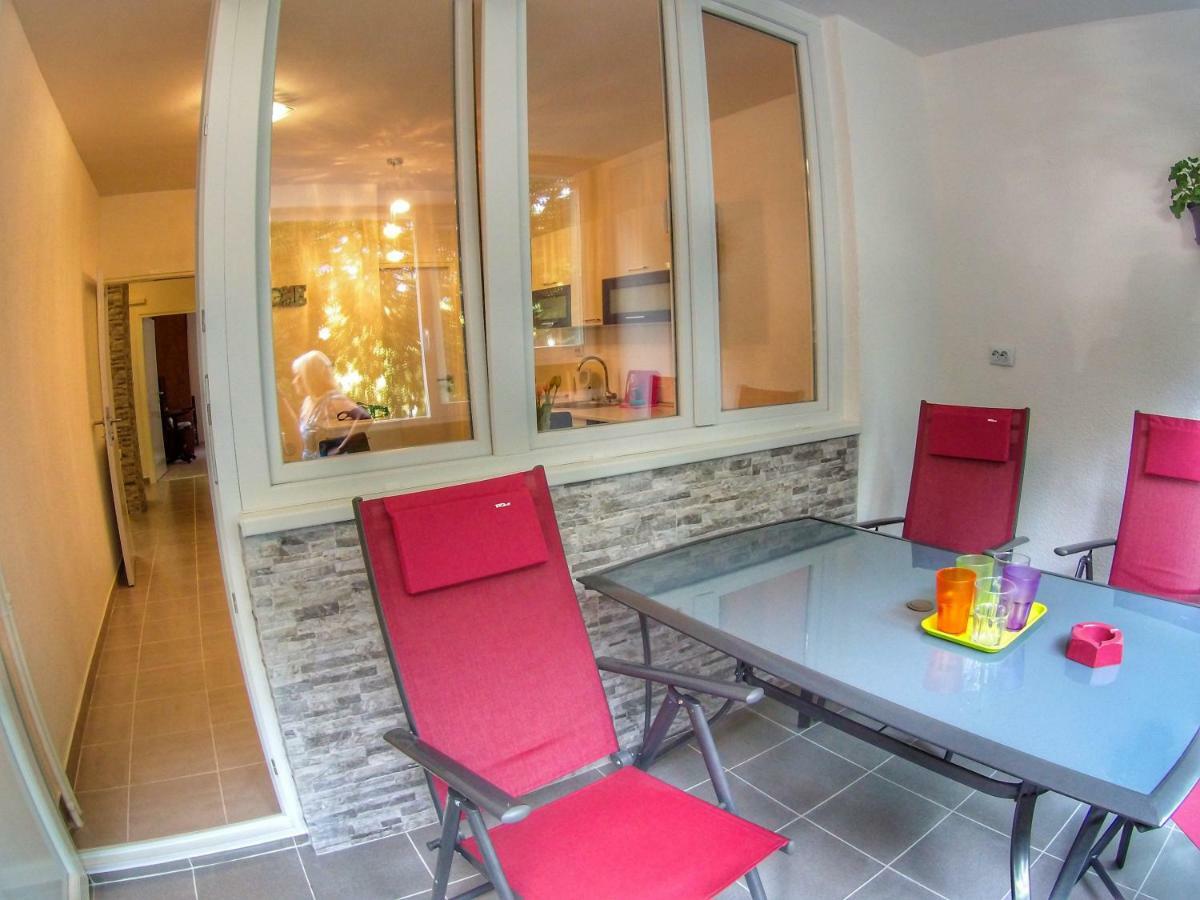 Apartment Suzana 2Br Split With Balcony מראה חיצוני תמונה
